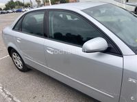 Usado Audi A4 115 CV (84 kW) 2001 Gris / plata Berlina