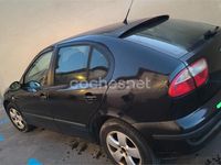 Usado Seat Leon Reference 105 CV (77 kW) 2007 Negro Utilitario
