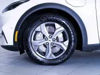 Begagnad Ford Mustang Mach-E Extended Range 216 kW (294 HK) 2022 Vit SUV