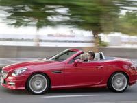 Usado Mercedes SLK250 204 CV (150 kW) 2015 Blanco Descapotable