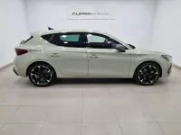Usado Cupra Leon 204 CV (150 kW) 2025 Gris / plata Berlina