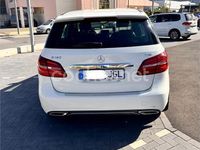 Usado Mercedes B180 109 CV (80 kW) 2015 Blanco Monovolumen