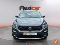 Usado VW T-Roc Advance 110 CV (80 kW) 2021 Gris SUV
