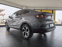 Usado Renault Arkana Techno 140 CV (102 kW) 2024 Gris / plata SUV