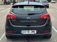 Usado Kia Ceed GT 90 HP (66 kW) 2016 Preto Sedan