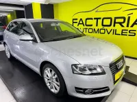 Usado Audi A3 Sportback Attraction 105 CV (77 kW) 2012 Gris / plata Utilitario
