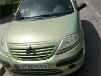 Usado Citroën C3 61 CV (44 kW) 2004 Verde Berlina