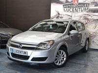 Usado Opel Astra Edition 80 CV (58 kW) 2004 Gris / plata Berlina