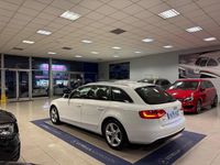 Usado Audi A4 S-Line 136 CV (100 kW) 2013 Blanco Familiar