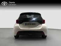 Usado Toyota Yaris Active 116 CV (85 kW) 2025 Blanco Utilitario