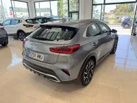 Usado Kia XCeed 101 CV (74 kW) 2024 Gris SUV