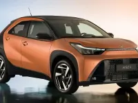 Nuevo Toyota Aygo X Play 116 CV (85 kW) 2025 Amarillo SUV