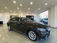 Usado Mercedes C200 160 CV (117 kW) 2020 Gris / plata Familiar