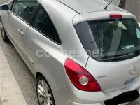 Usado Opel Corsa Sport 90 CV (66 kW) 2007 Gris / plata Utilitario