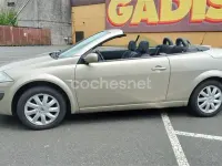 Usado Renault Mégane Cabriolet Dynamique 130 CV (95 kW) 2008 Beige Descapotable