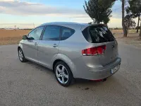 Usado Seat Altea XL Style 160 CV (117 kW) 2010 Gris / plata Monovolumen