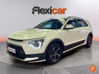Usado Kia Niro 141 CV (103 kW) 2023 Blanco SUV