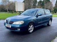 Usado Nissan Almera 114 CV (83 kW) 2001 Verde Berlina