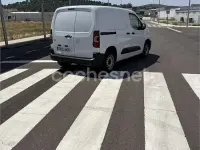 Usado Opel Combo 100 CV (73 kW) 2024 Blanco Monovolumen