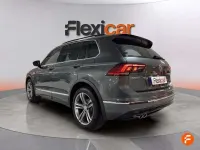 Usado VW Tiguan R-line 150 CV (110 kW) 2021 Gris SUV