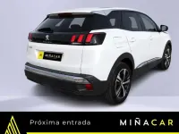 Usado Peugeot 3008 Active 129 CV (94 kW) 2023 Blanco SUV
