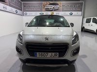 Usado Peugeot 3008 Style 130 CV (95 kW) 2015 Blanco Familiar