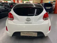 Usado Hyundai Veloster 140 CV (102 kW) 2012 Blanco Utilitario