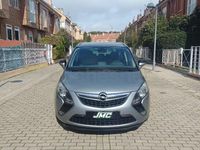 Usado Opel Zafira Tourer Excellence 130 CV (95 kW) 2012 Gris / plata Monovolumen