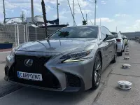 Usado Lexus LS500h Sport Line 359 CV (264 kW) 2020 Gris / plata Berlina
