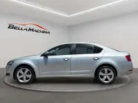 Usado Skoda Octavia Ambition 150 CV (110 kW) 2019 Gris Utilitario