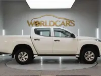 Usado Mitsubishi L200 150 CV (110 kW) 2020 Blanco Pickup/Camioneta
