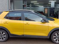 Usado Kia Stonic 100 CV (73 kW) 2020 Amarillo SUV