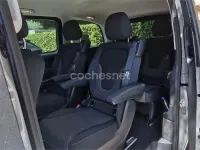 Usado Mercedes V220 163 CV (119 kW) 2025 Gris / plata Monovolumen