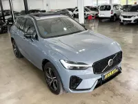 Usado Volvo XC60 R-Design 350 CV (257 kW) 2021 Gris / plata SUV