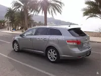 Usado Toyota Avensis Executive 150 CV (110 kW) 2009 Gris / plata Familiar