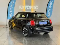 Usado Mini Cooper 136 CV (100 kW) 2021 Negro Utilitario