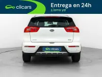 Usado Kia Niro 105 CV (77 kW) 2017 Blanco SUV