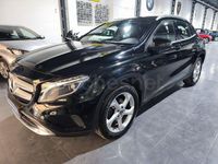 Usado Mercedes GLA200 136 CV (100 kW) 2018 Negro SUV