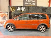 Usado VW Touran 140 CV (102 kW) 2010 Naranja Monovolumen