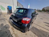 Usado Toyota Auris Active 90 CV (66 kW) 2011 Negro Utilitario