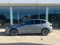 Usado BMW 120 M Sport 163 CV (119 kW) 2025 Gris Utilitario