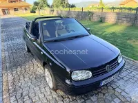 Usado VW Golf Cabriolet Highline 90 CV (66 kW) 2000 Negro Descapotable