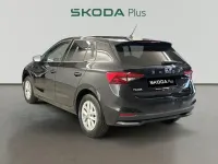Usado Skoda Fabia Selection 116 CV (85 kW) 2025 Negro Utilitario