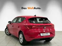 Usado Seat Leon Style 110 CV (80 kW) 2022 Rojo Berlina