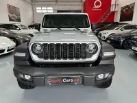 Usado Jeep Wrangler Rubicon 272 CV (200 kW) 2025 Gris / plata SUV