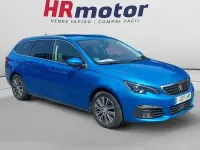 Usado Peugeot 308 SW Allure 132 CV (97 kW) 2021 Azul Familiar