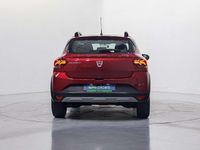Usado Dacia Sandero Essentiel 101 CV (74 kW) 2021 Rojo Utilitario