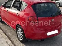 Usado Seat Altea Style 140 CV (102 kW) 2010 Rojo Monovolumen