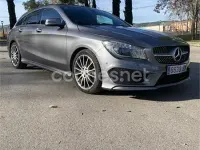 Usado Mercedes CLA220 Shooting Brake AMG line 177 CV (130 kW) 2015 Gris / plata Familiar