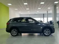 Usado BMW X1 Advantage 136 CV (100 kW) 2021 Gris SUV